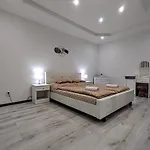 Sofia Centrum بيت للعطل *