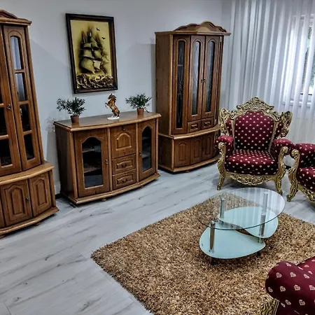 Sofia Centrum Semesterbostad *