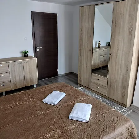 Semesterbostad Sofia Centrum *